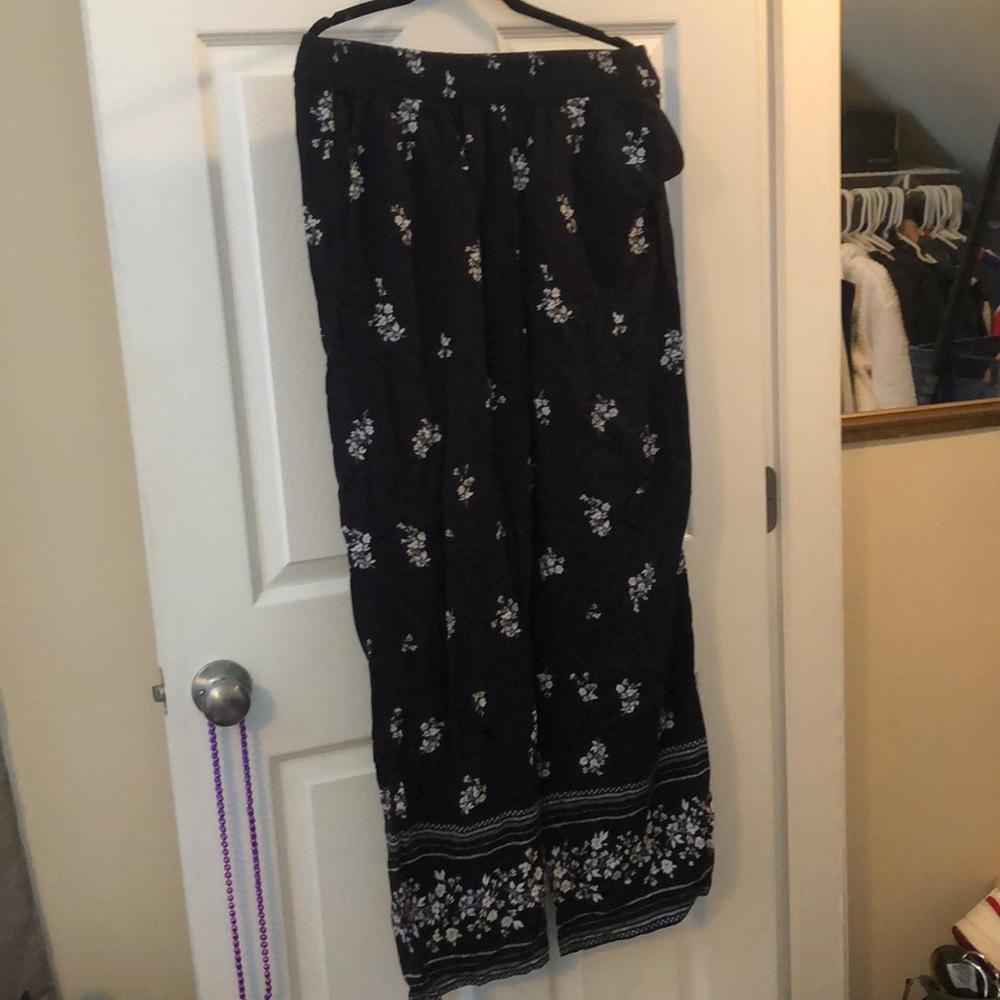 High waisted floral flowy pants